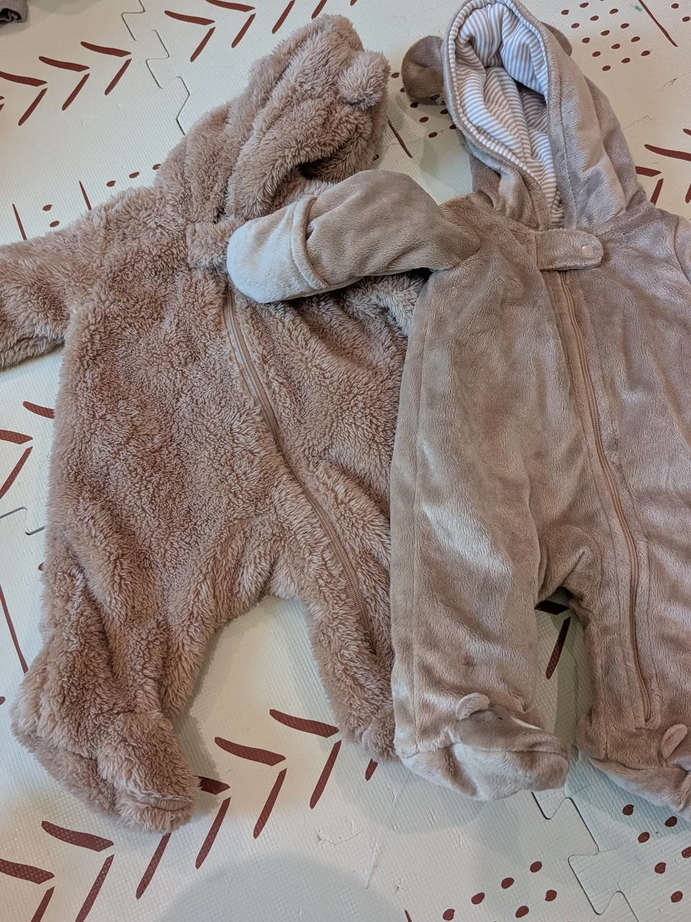 Lot Of Carter's Newborn Cozy Plush Bunting Suits In Taupe